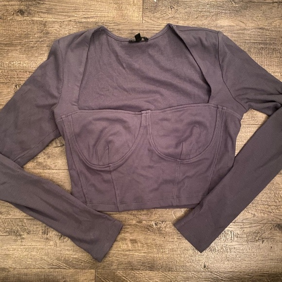 Long sleeve top - Picture 2 of 3